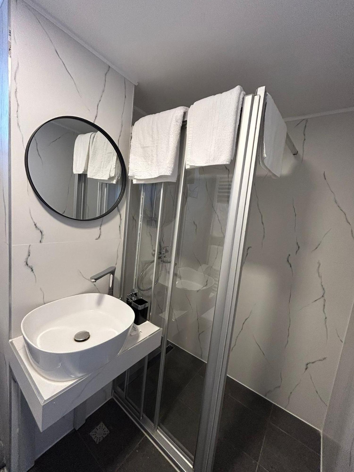 Hotel Bucovina Suceava Eksteriør billede
